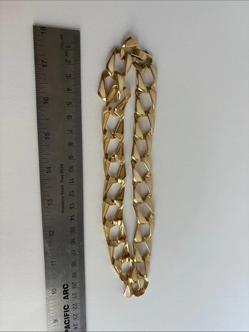 Gold Cream Enamel Link Necklace Sculpted Statement Women Jewelry - Picture 4 of 4